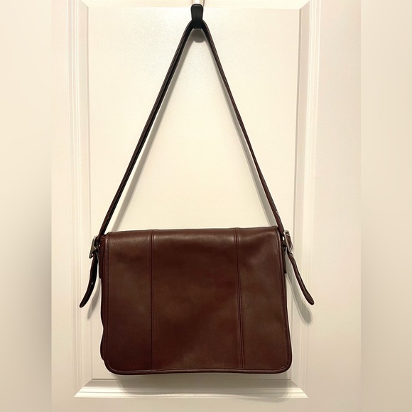 Coach Handbags - 🤎 Coach Messenger, Cross Body, Laptop Bag #9065